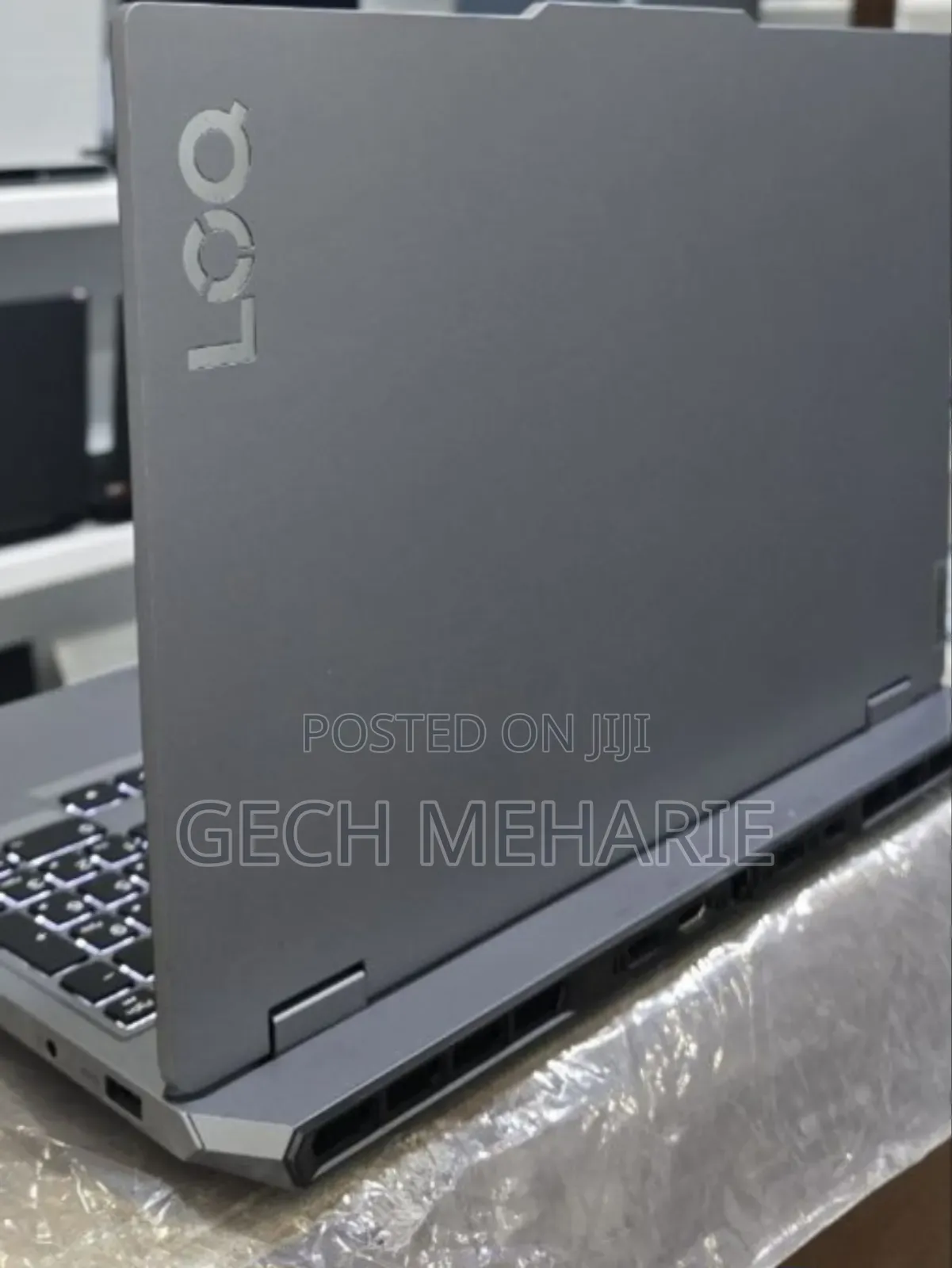 New Laptop Lenovo LOQ 15IRH8 24GB AMD Ryzen 5 SSD 512GB