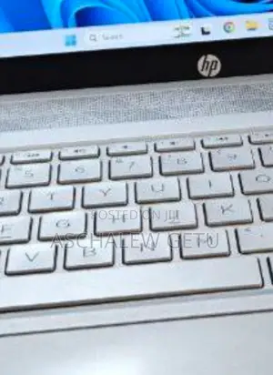 Photo - New Laptop HP Pavilion 15 8GB AMD Ryzen 3 SSD 256GB
