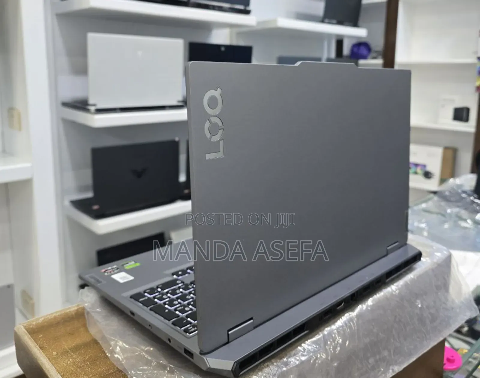 New Laptop Lenovo LOQ 15IRH8 24GB AMD Ryzen 5 SSD 512GB