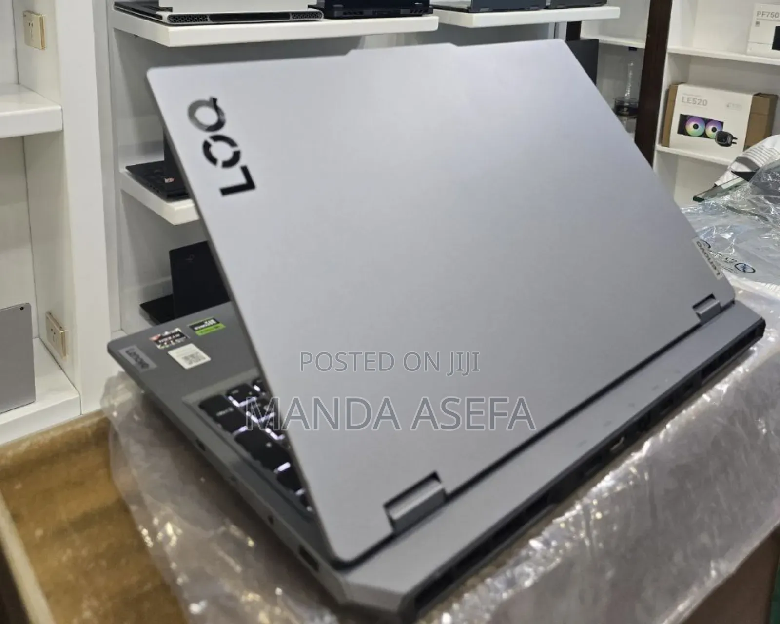 New Laptop Lenovo LOQ 15IRH8 24GB AMD Ryzen 5 SSD 512GB