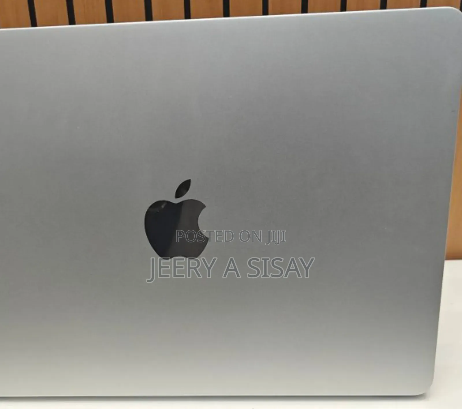 New Apple MacBook Air 2024 M3 13-Inch 16GB Intel Core I5 SSD 512GB