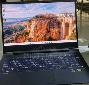New Laptop HP Victus 16 16GB AMD Ryzen 7 SSD 1T
