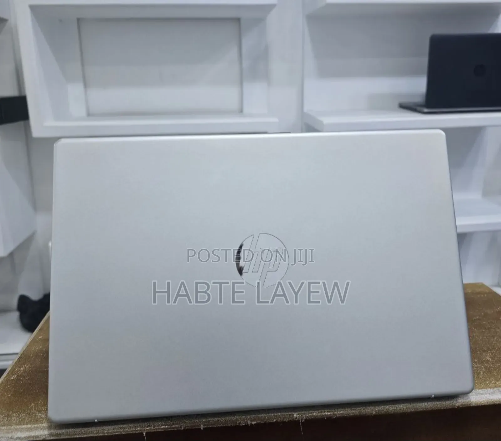 New Laptop HP 14-Dq1025cl 12GB Intel Core M3 SSD 512GB