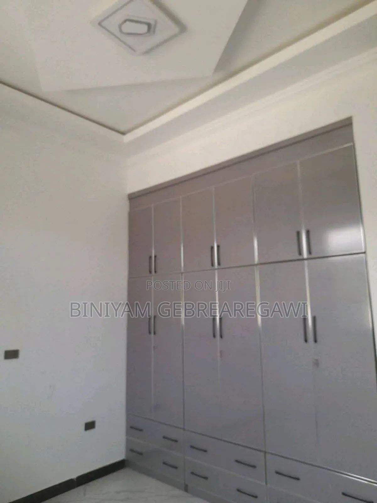 Furnished 1bdrm Apartment in Apartment, Yeka for rent
