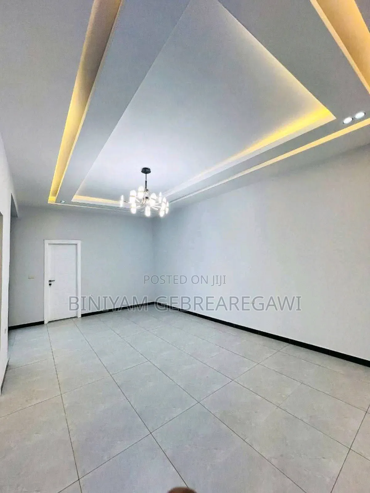 5bdrm Villa in House, Yeka for rent