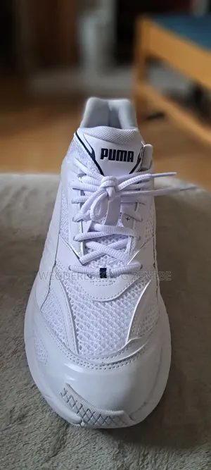 Men Sneakers Size 11