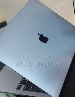 New Laptop Apple MacBook Pro 2022 M2 8GB Intel Core M2 SSD 256GB