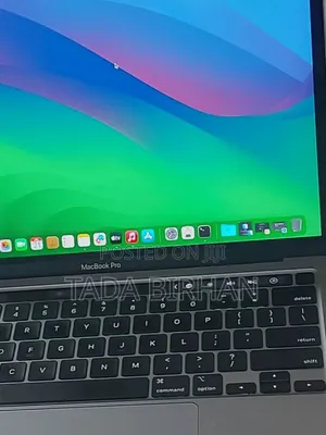 New Laptop Apple MacBook Pro 2022 M2 8GB Intel Core M2 SSD 256GB