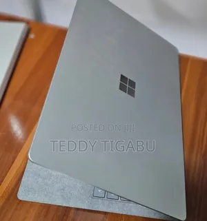 New Laptop Microsoft Surface Laptop 4 16GB Intel Core I7 SSD 512GB