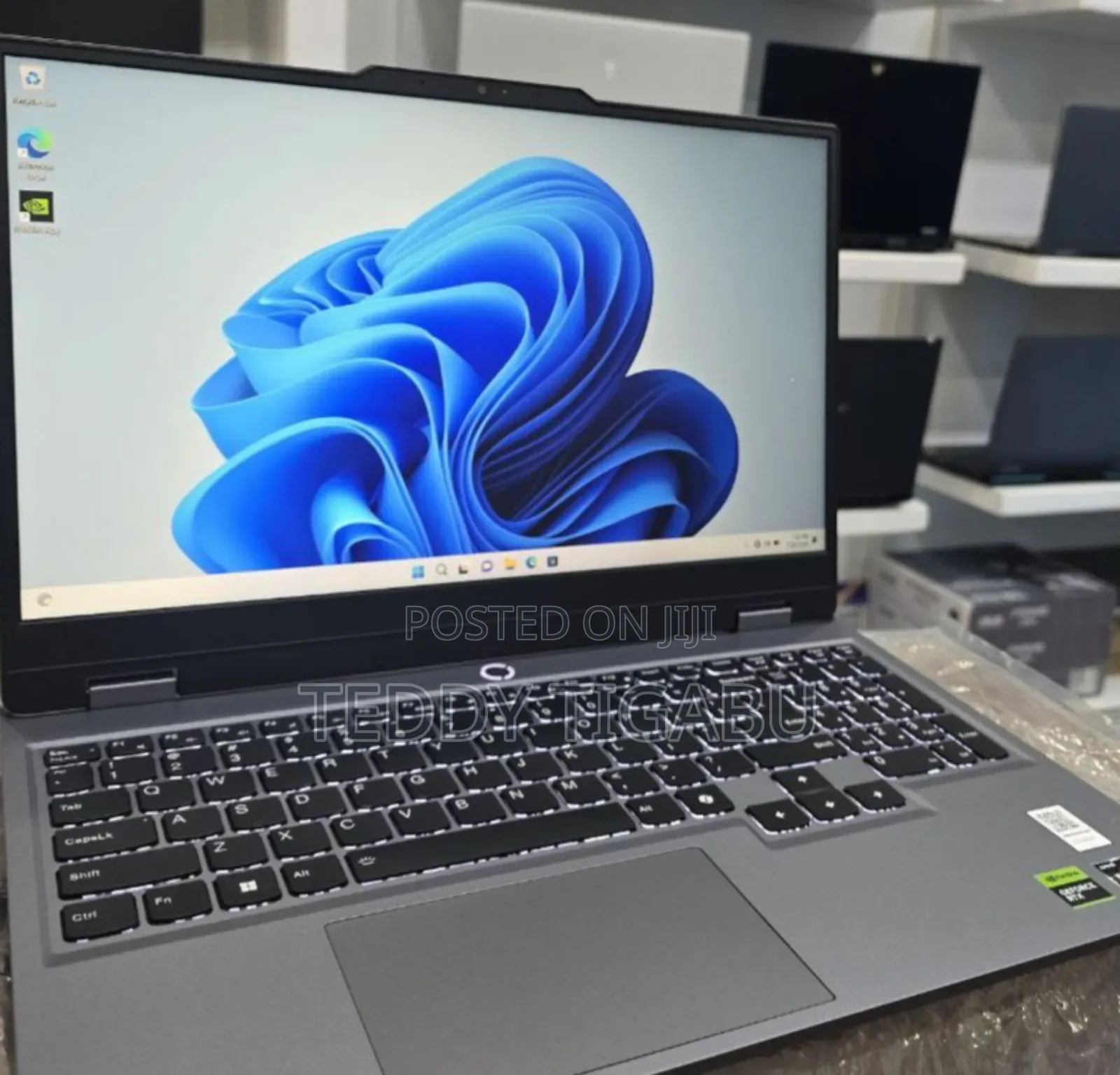 New Laptop Lenovo Legion 5 24GB AMD Ryzen 5 SSD 512GB