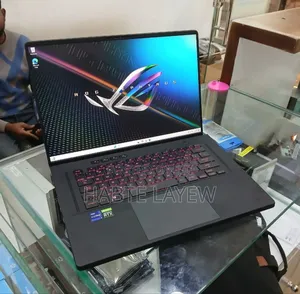 New Laptop Asus ROG Zephyrus G15 16GB Intel Core I9 SSD 1T