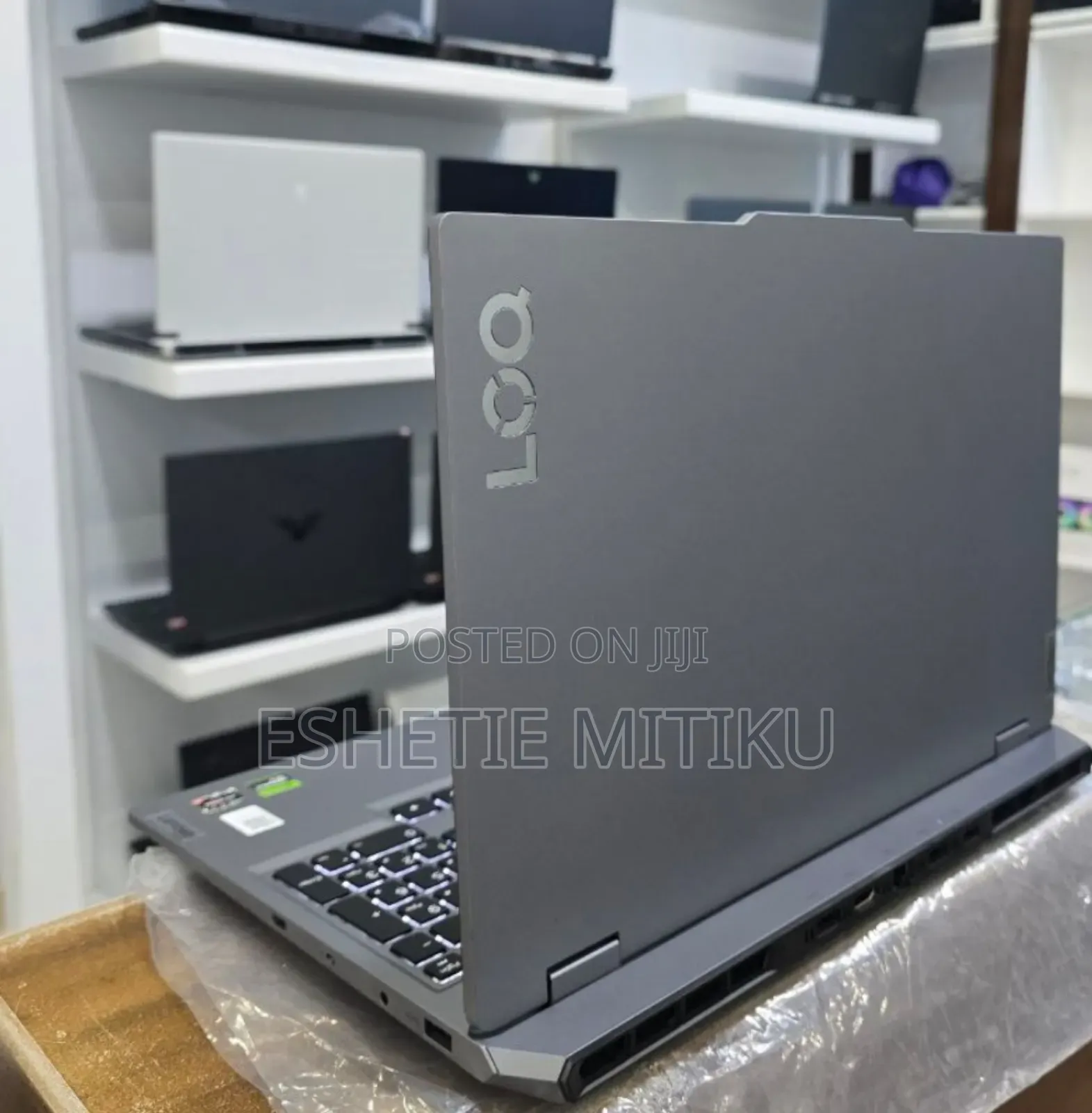 New Laptop Lenovo LOQ 15ARP9 24GB AMD Ryzen 5 SSD 512GB