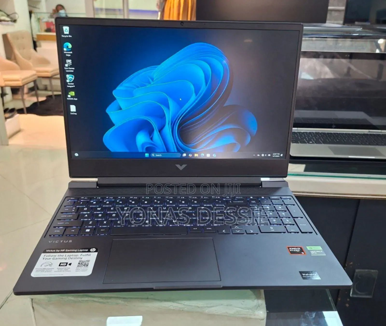 New Laptop HP Victus 15 8GB AMD Ryzen 5 SSD 512GB