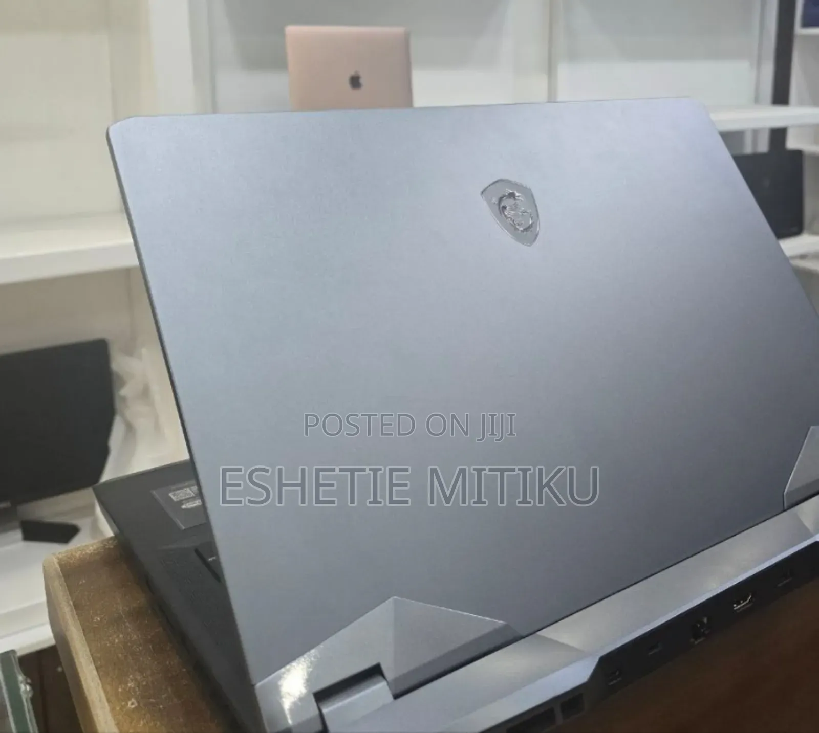 New Laptop MSI Katana GF76 16GB Intel Core I9 SSD 1T