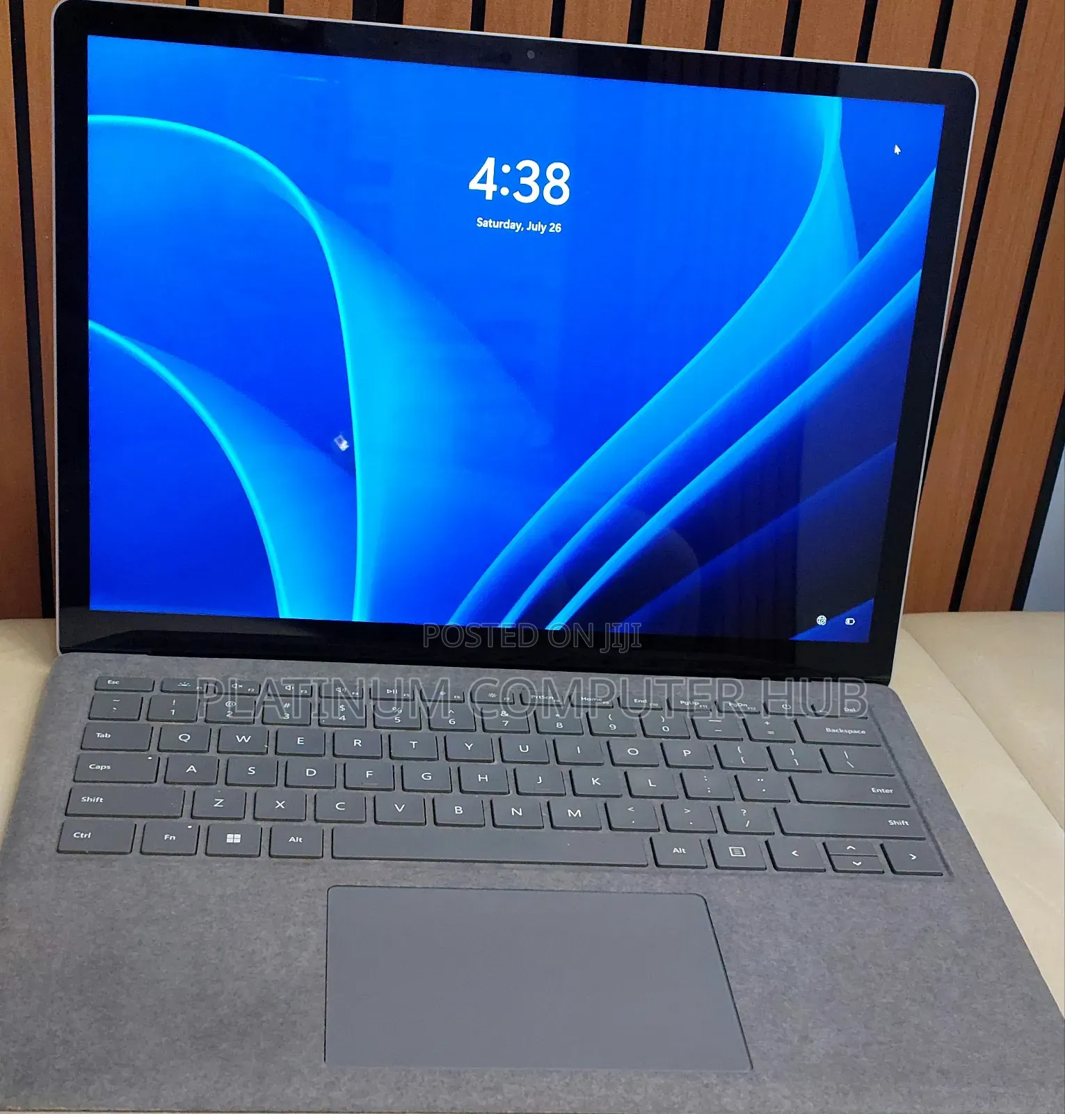 New Laptop Microsoft Surface 16GB Intel Core I7 SSD 512GB