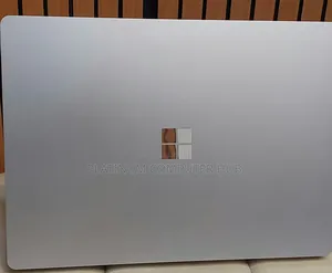 New Laptop Microsoft Surface 16GB Intel Core I7 SSD 512GB