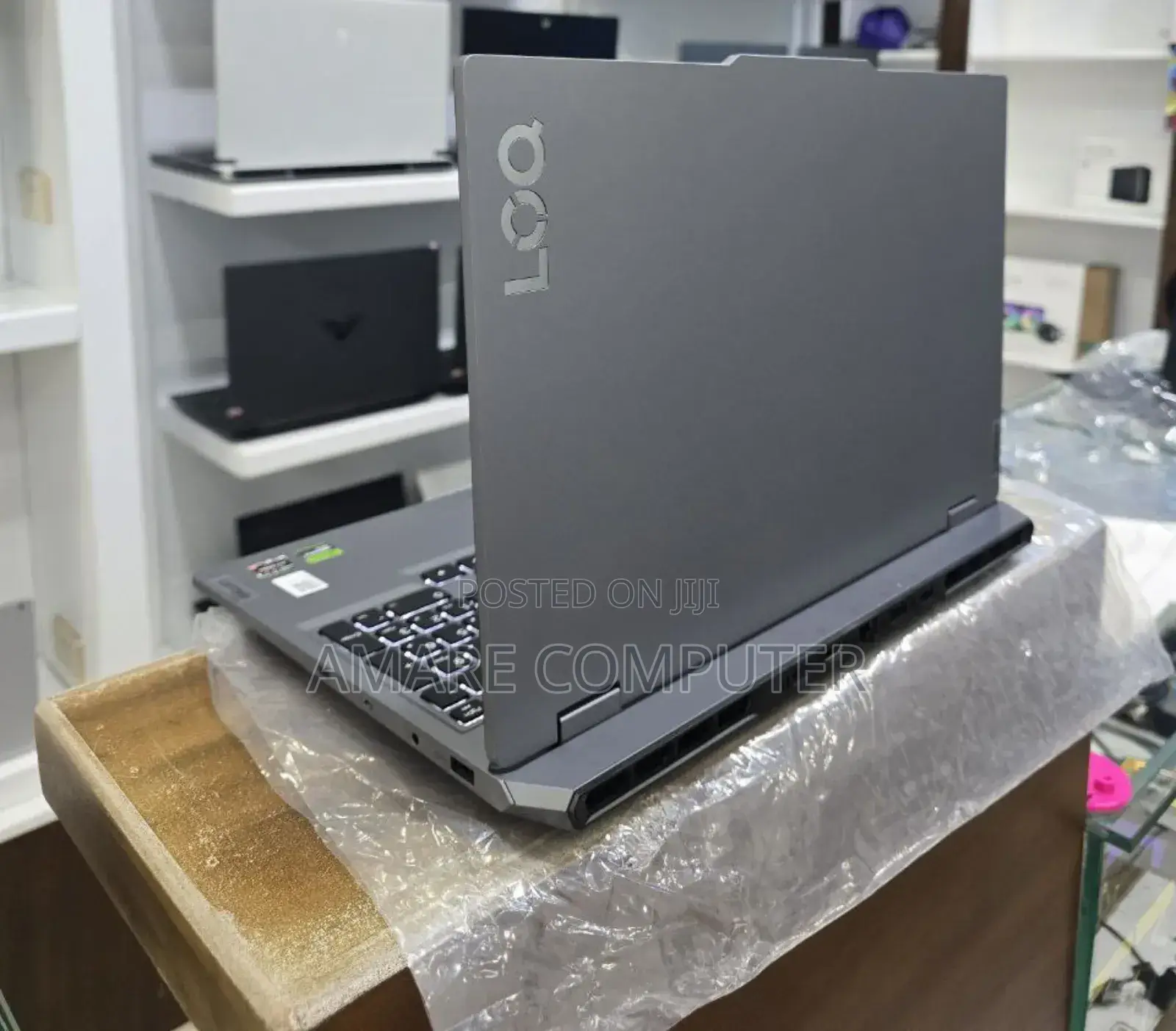 New Laptop Lenovo LOQ 15ARP9 24GB AMD Ryzen 7 SSD 512GB