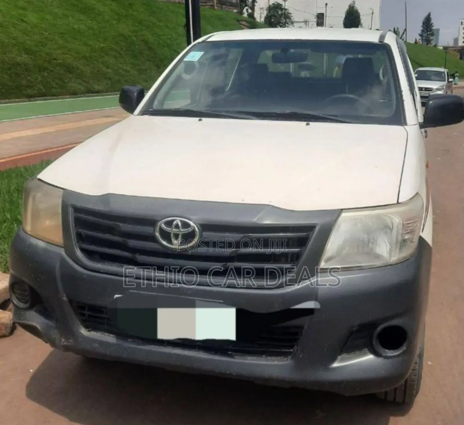 Toyota Hilux 2013 White