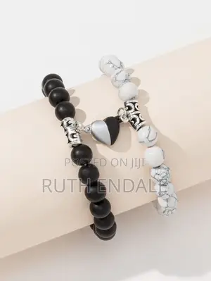 Photo - Timeless Couple Magnetic Pearl Bracelet