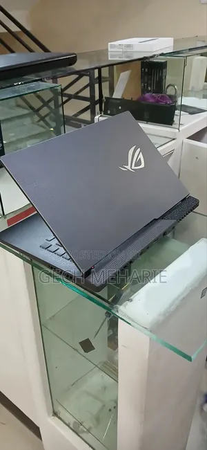 New Laptop Asus ROG Strix G15 16GB AMD Ryzen 7 SSD 1T