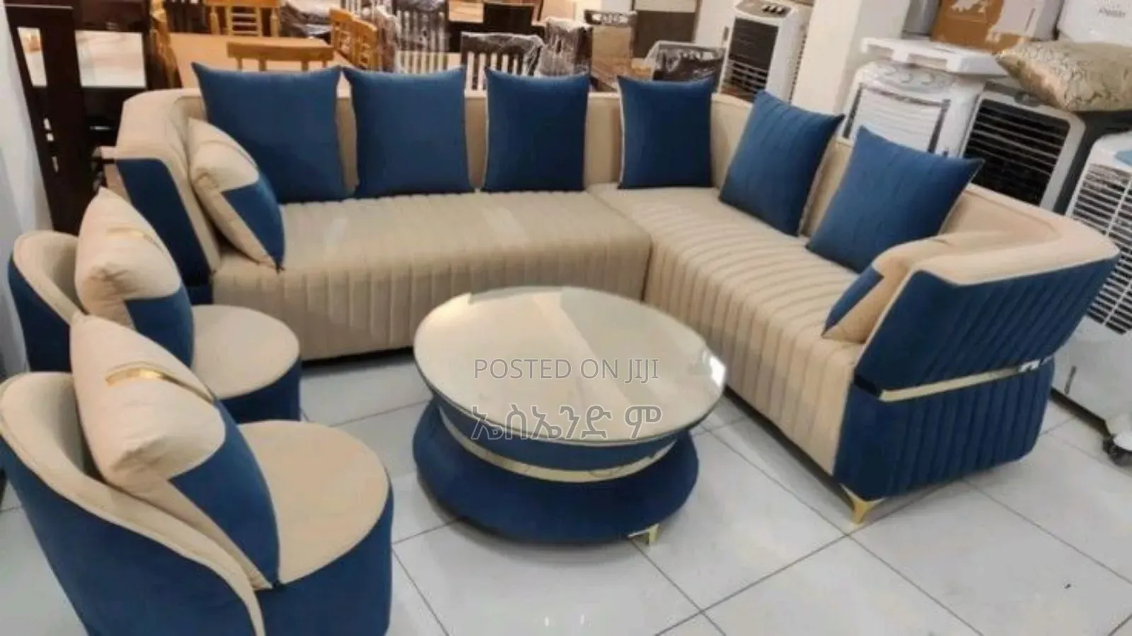Modern Twist Style Sofa Design With Table