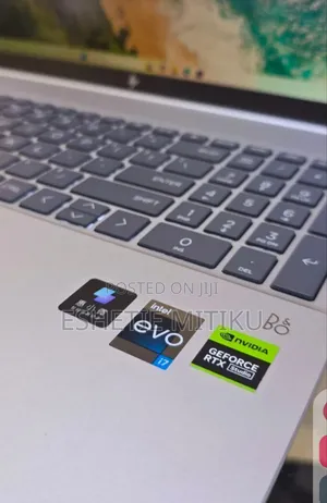 Photo - New Laptop HP 16GB Intel Core I7 SSD 1T