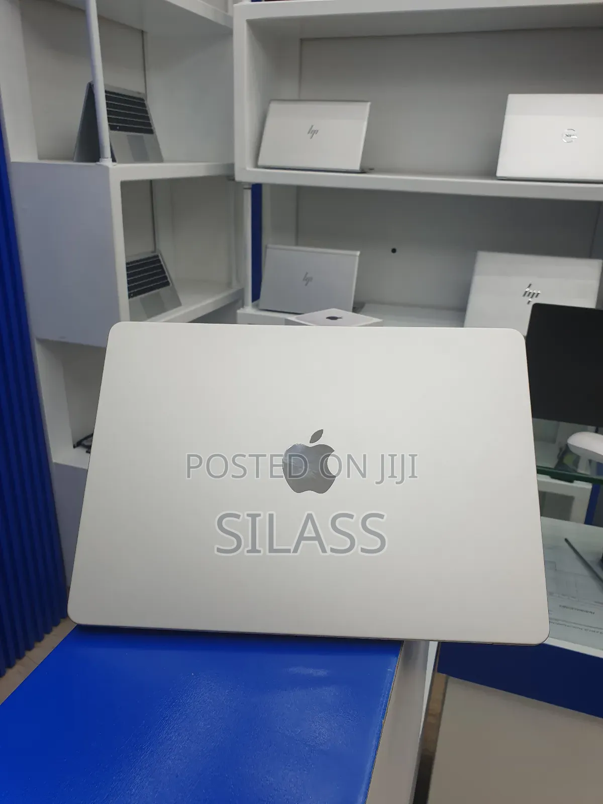 New Laptop Apple MacBook Air 2024 M3 13-Inch 16GB Apple M3 SSD 512GB