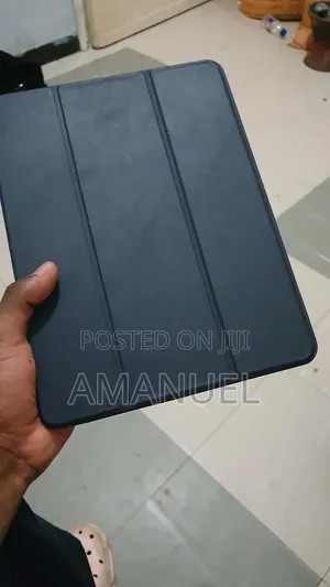 Apple iPad 10.2 (2021) 64 GB Gray