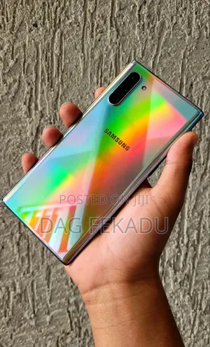 Photo - Samsung Galaxy Note10 256 GB Gold