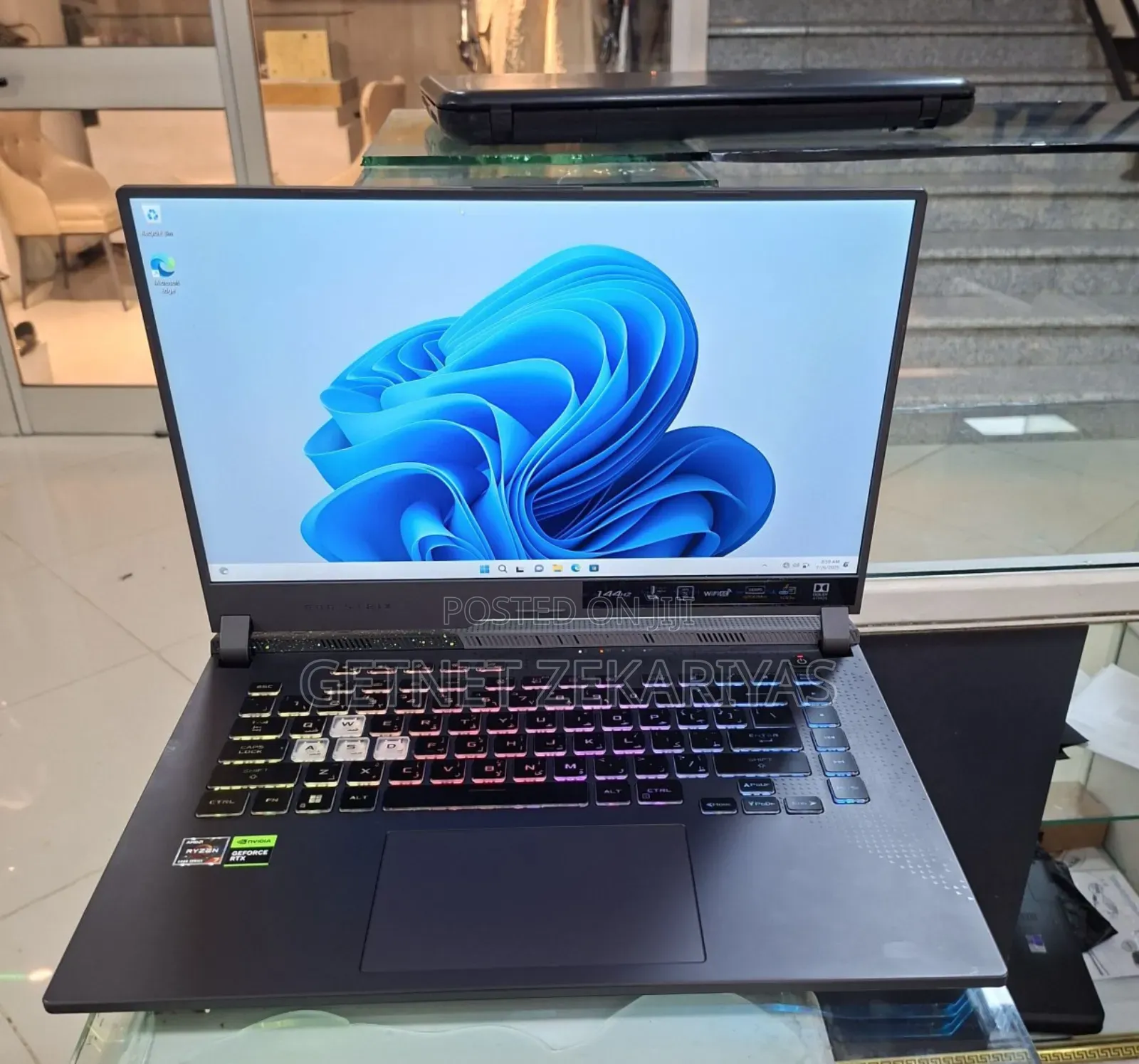New Laptop Asus ROG Strix G15 16GB AMD Ryzen 7 SSD 1T