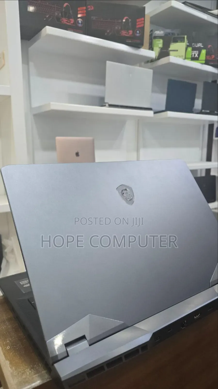 New Laptop MSI Raider GE76 12UGS 16GB Intel Core I9 SSD 1T