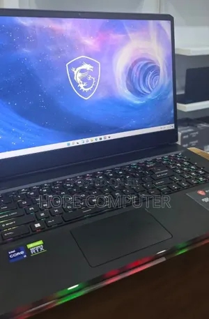 New Laptop MSI Raider GE76 12UGS 16GB Intel Core I9 SSD 1T