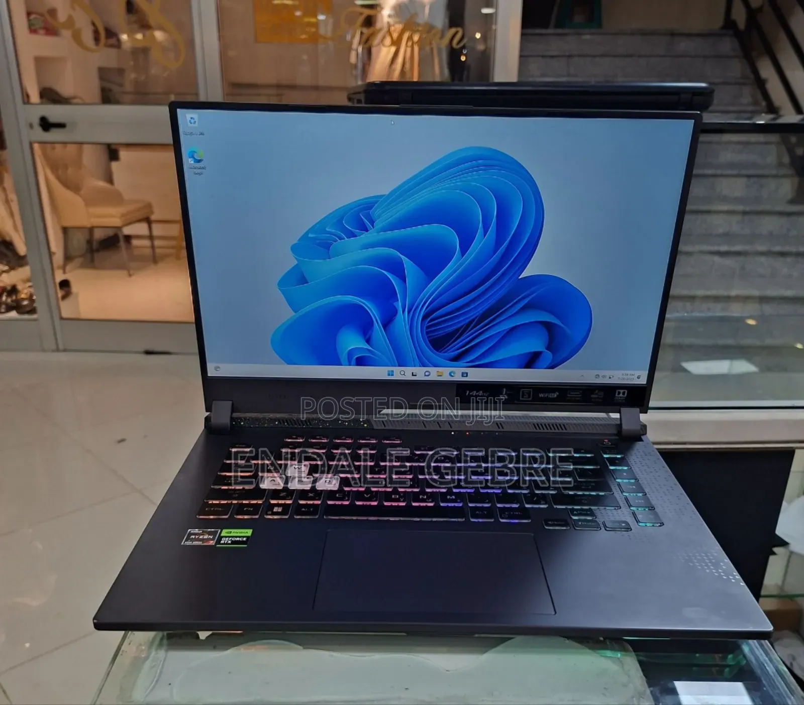 New Laptop Asus ROG Strix G15 16GB AMD Ryzen 7 SSD 1T