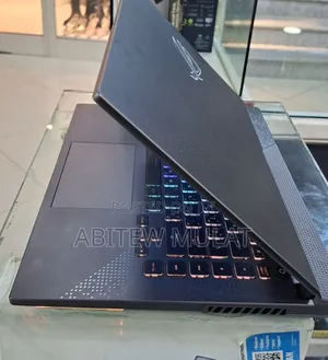 New Laptop Asus ROG Strix G15 16GB AMD Ryzen 7 SSD 1T