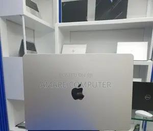 Photo - New Laptop Apple MacBook Air 2024 M3 13-Inch 16GB Apple M3 SSD 512GB