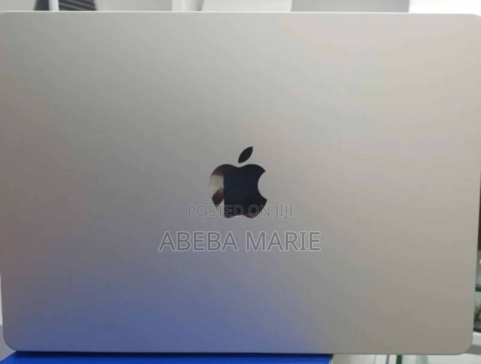 New Laptop Apple MacBook Air 2024 M3 13-Inch 16GB Apple M3 SSD 512GB