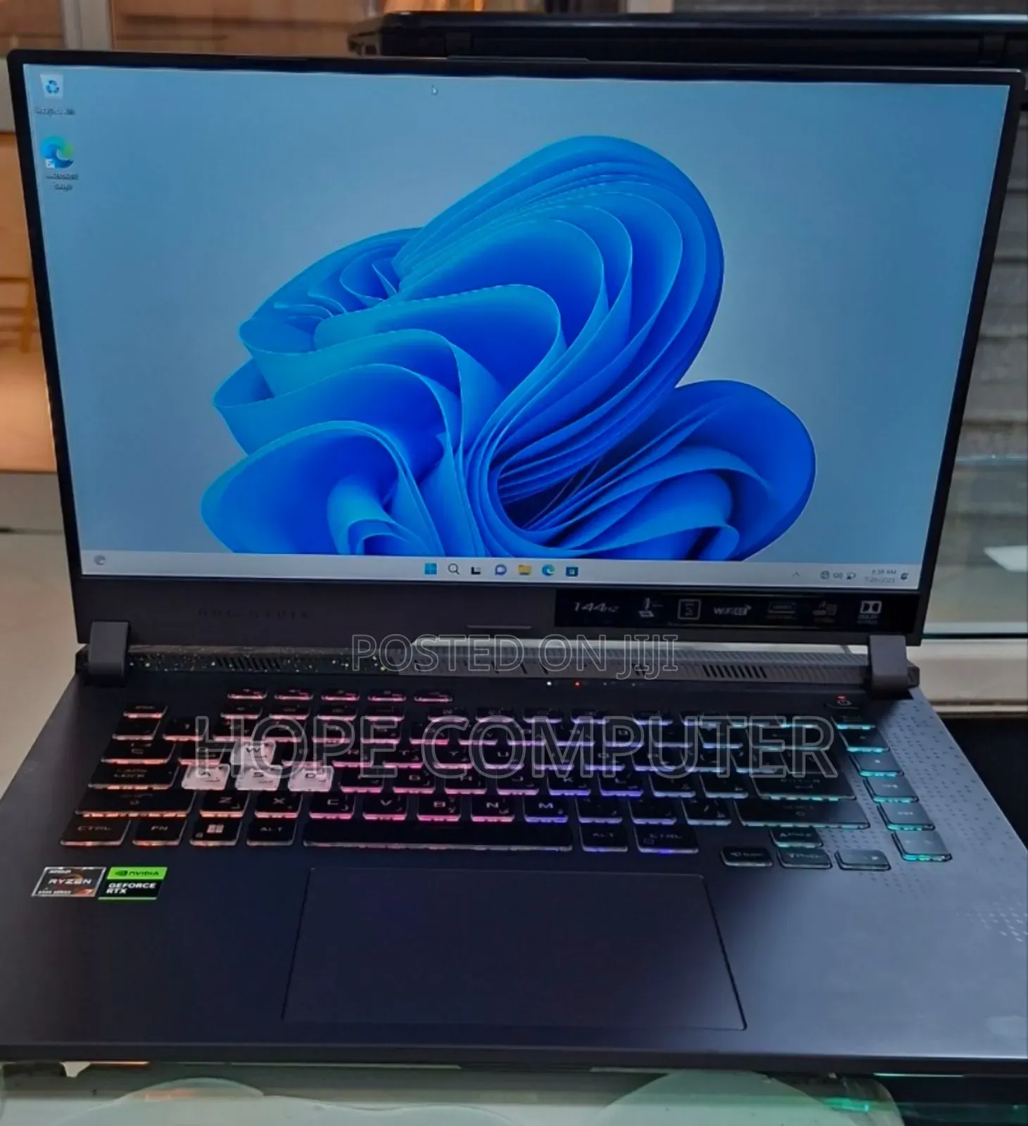 New Laptop Asus ROG Strix G15 16GB AMD Ryzen 7 SSD 1T
