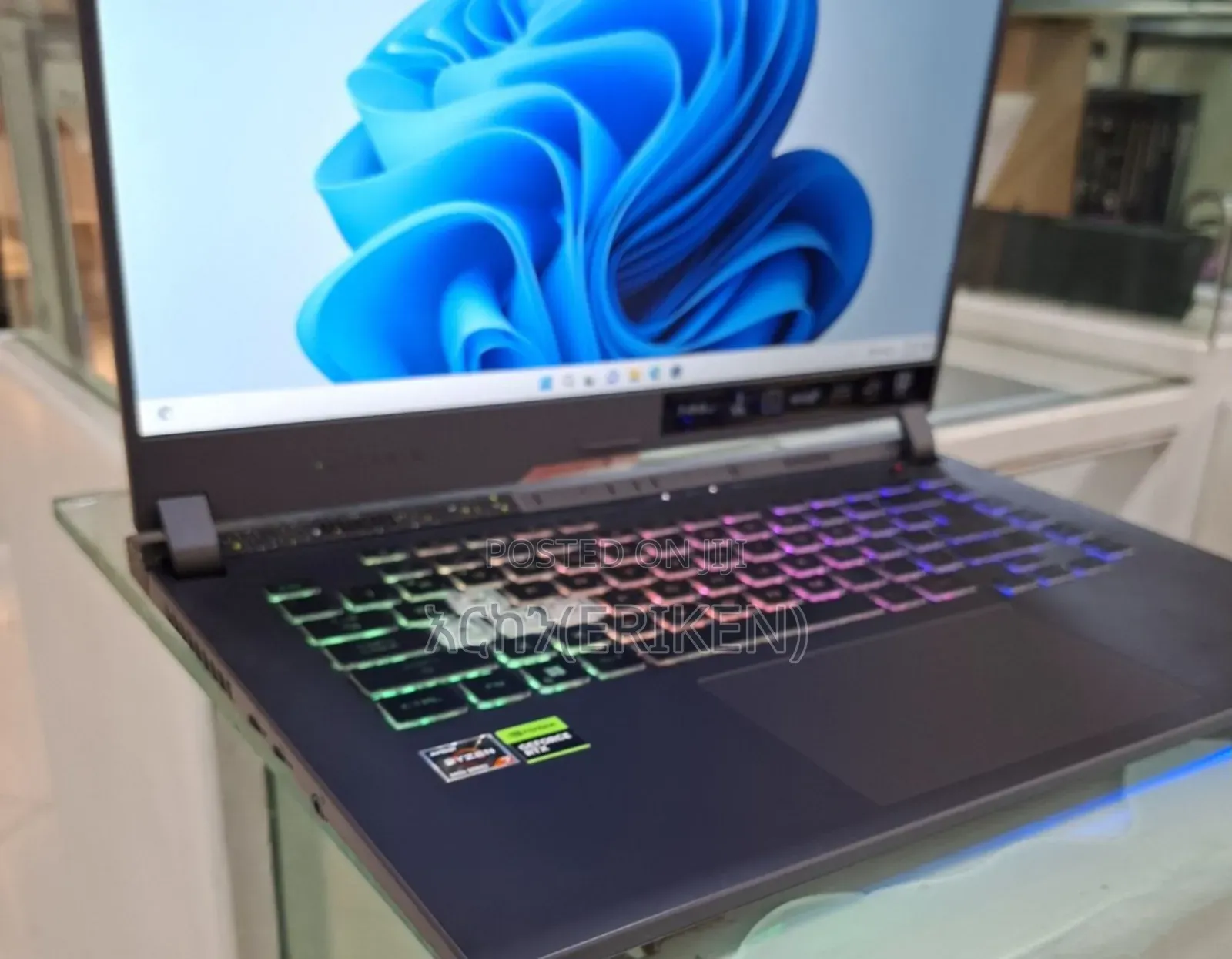 New Laptop Asus ROG Strix G15 16GB AMD Ryzen 7 SSD 512GB