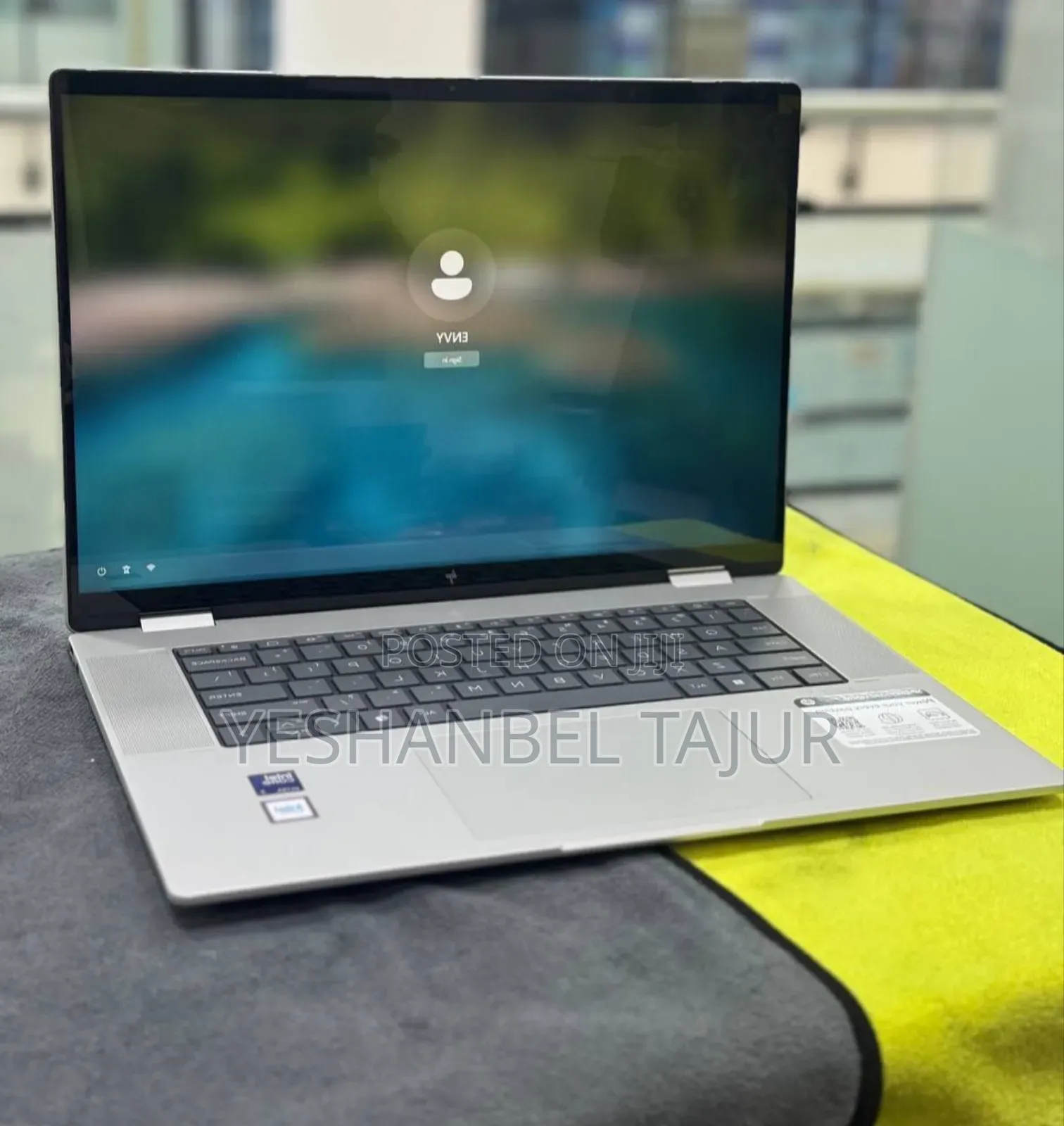 New Laptop HP Envy X2 16GB Intel Core Ultra 7 SSD 1T