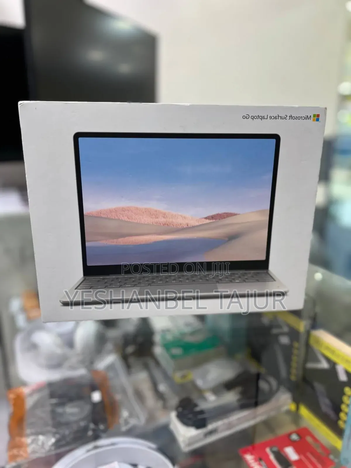 New Laptop Microsoft Surface 8GB Intel Core I5 SSD 128GB