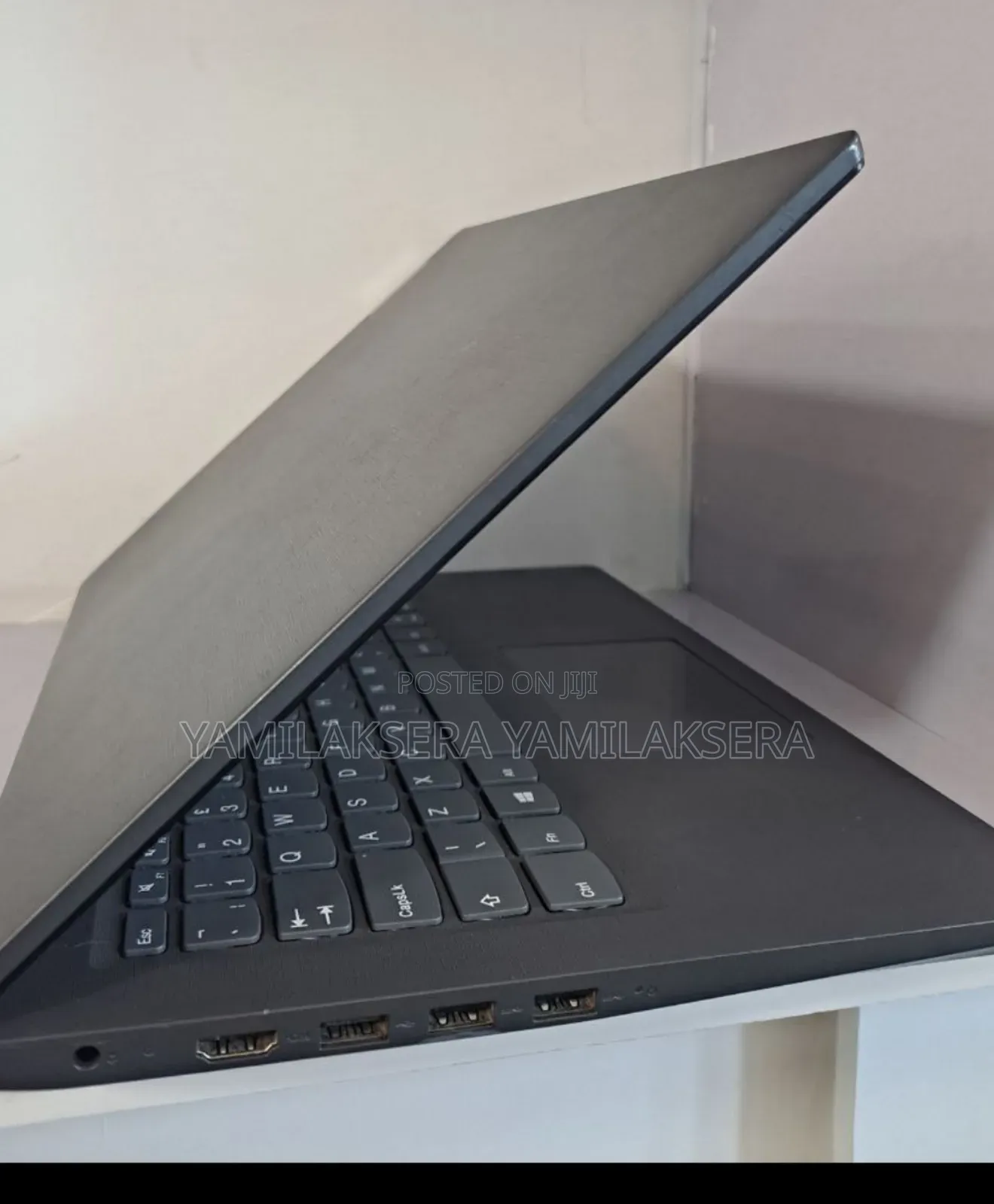 Laptop Lenovo Ideapad 3 4GB Intel HDD+SSD 1T