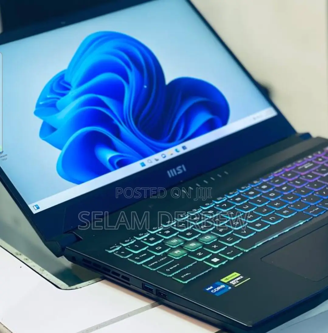 New Laptop MSI Katana 15 16GB Intel Core I7 SSD 1T
