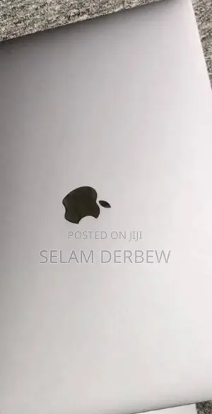 New Laptop Apple MacBook Pro 2019 16GB Intel Core I9 SSD 512GB