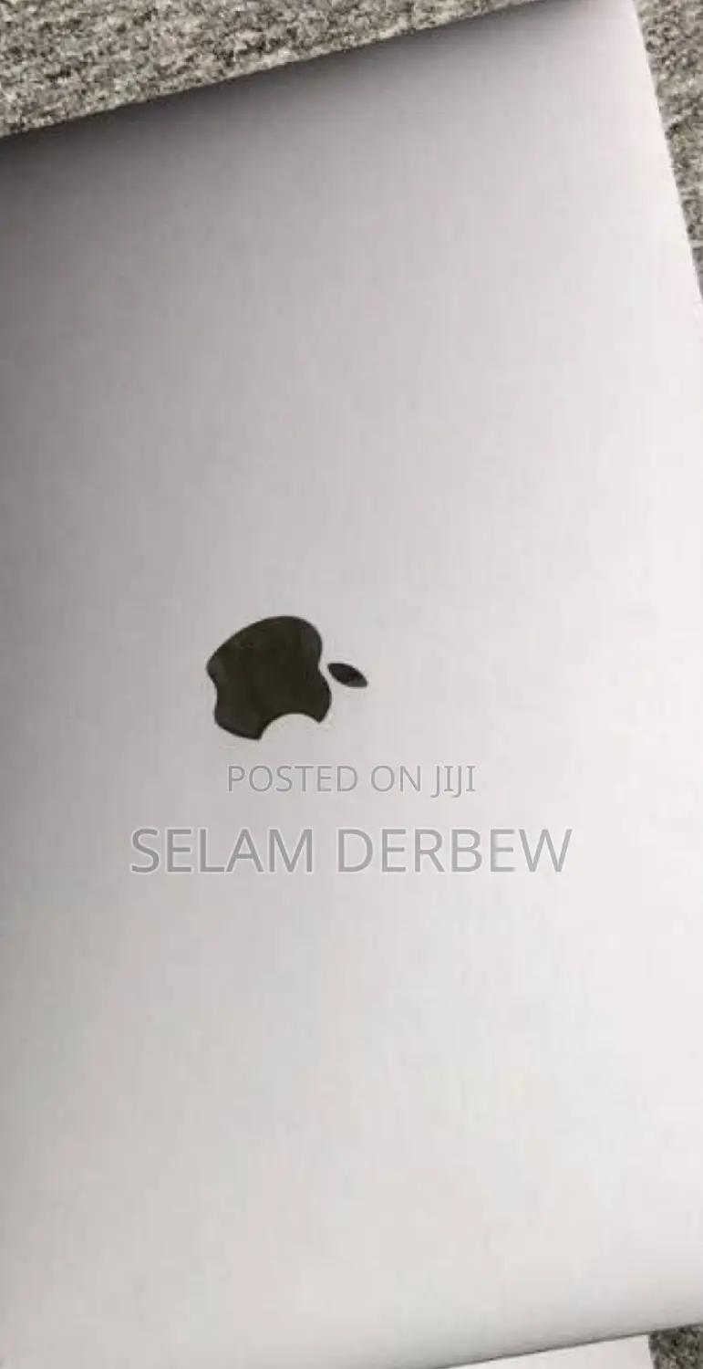 New Laptop Apple MacBook Pro 2019 16GB Intel Core I9 SSD 512GB