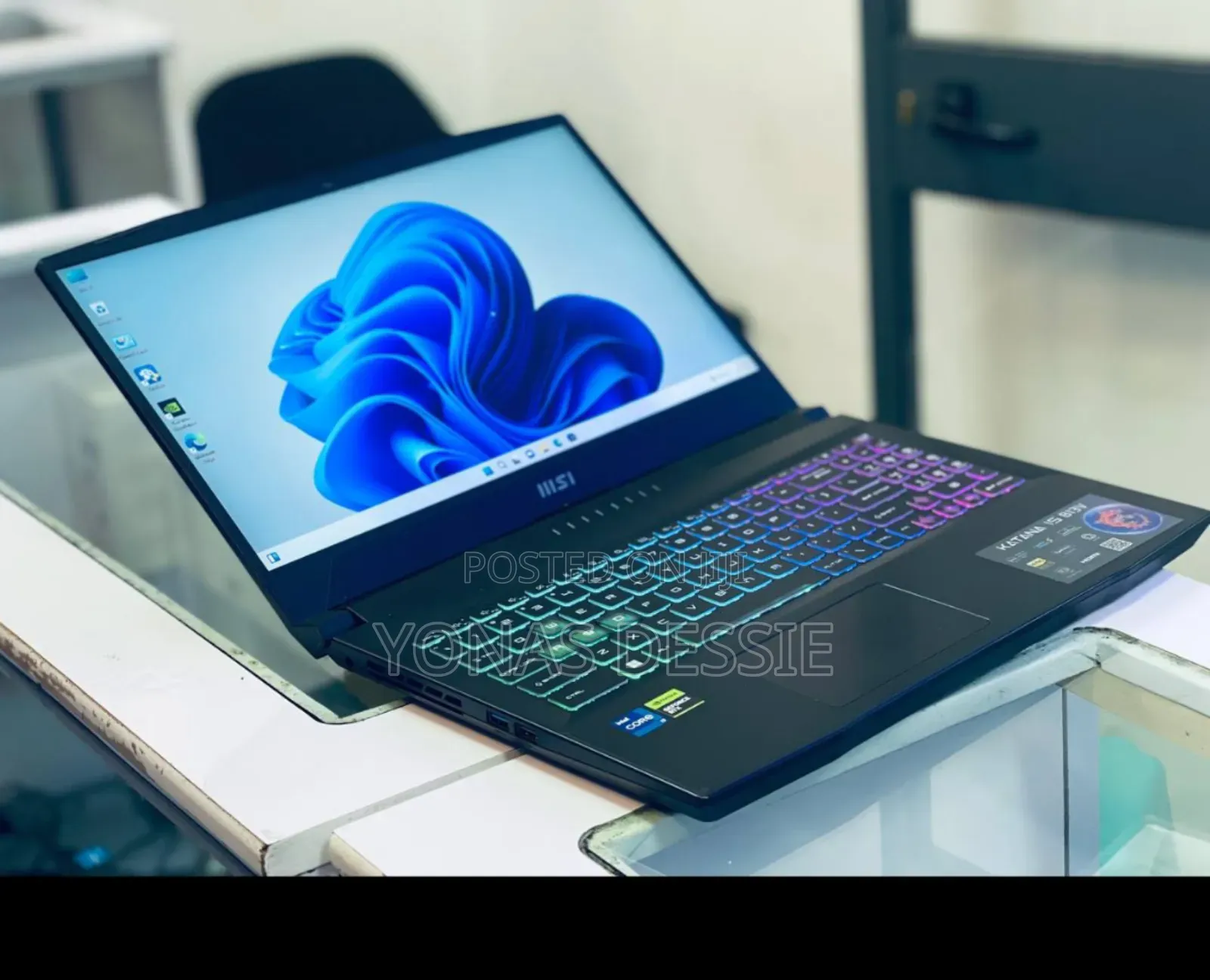 New Laptop MSI Katana 15 16GB Intel Core I7 SSD 1T