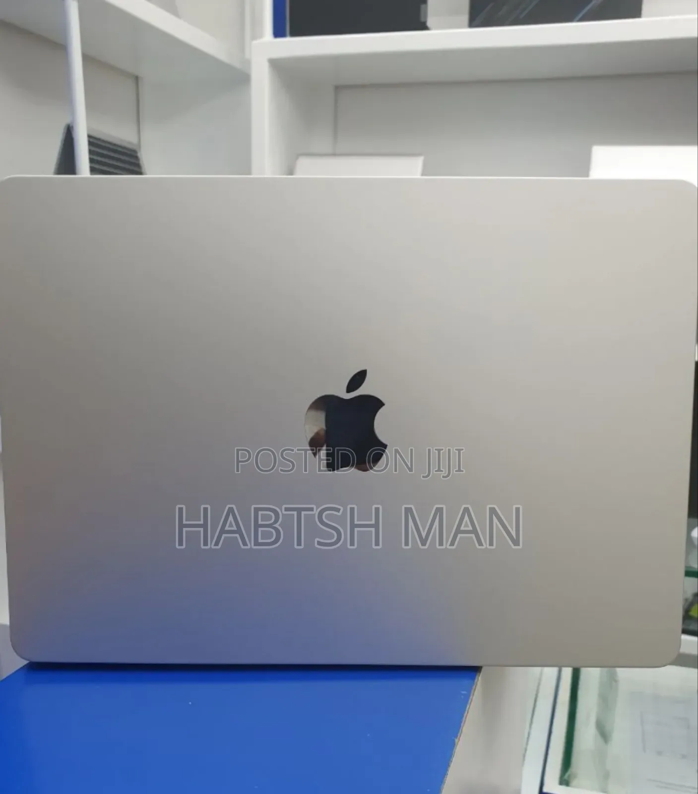 New Laptop Apple MacBook Air 2024 M3 13-Inch 16GB Apple M3 SSD 512GB