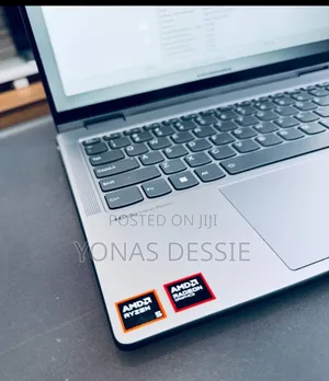 New Laptop Lenovo Yoga 7i 8GB AMD Ryzen 5 SSD 512GB