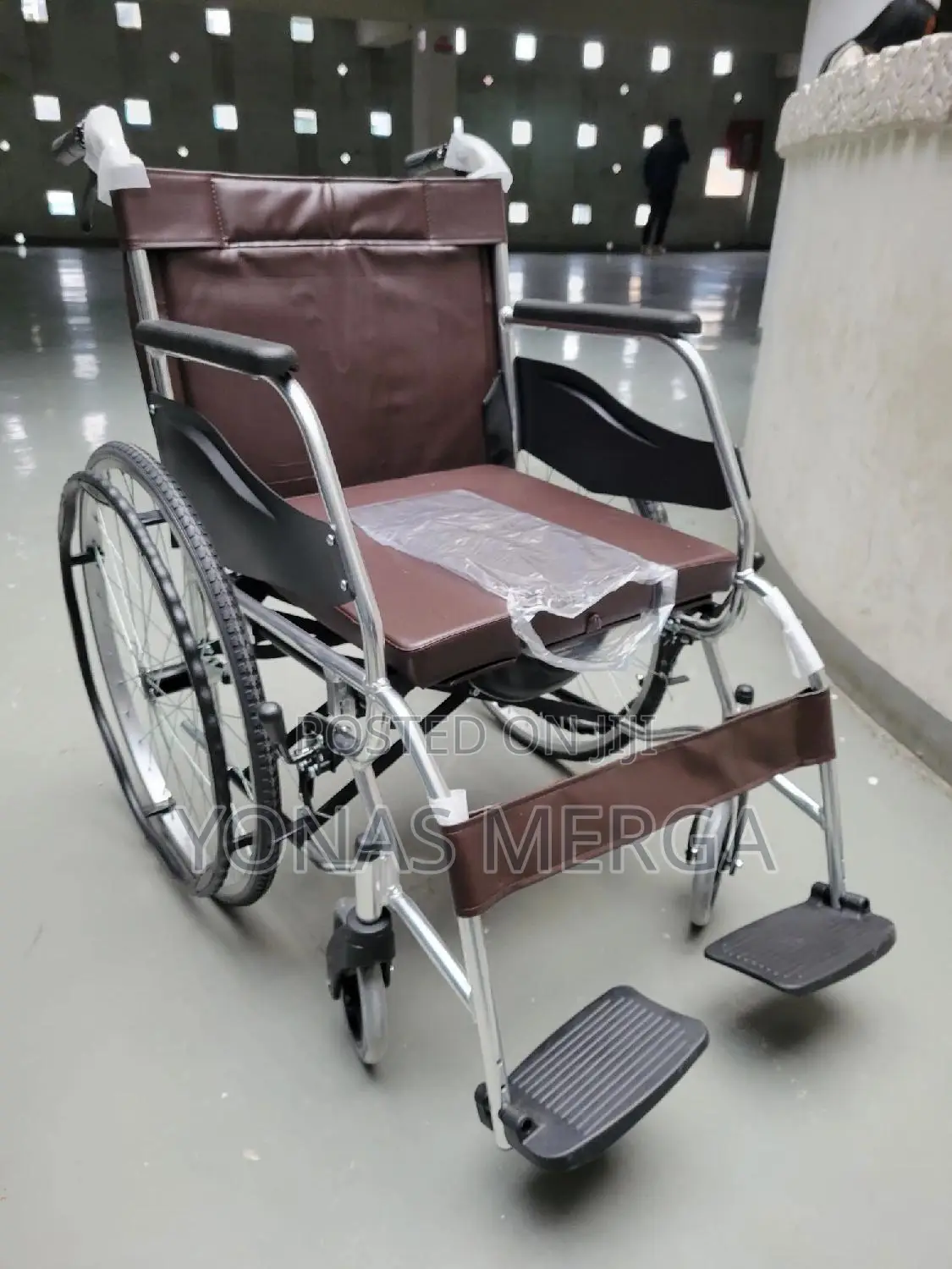Pot Wheelchair٧٧bathing,Offering Versatility for Individuals
