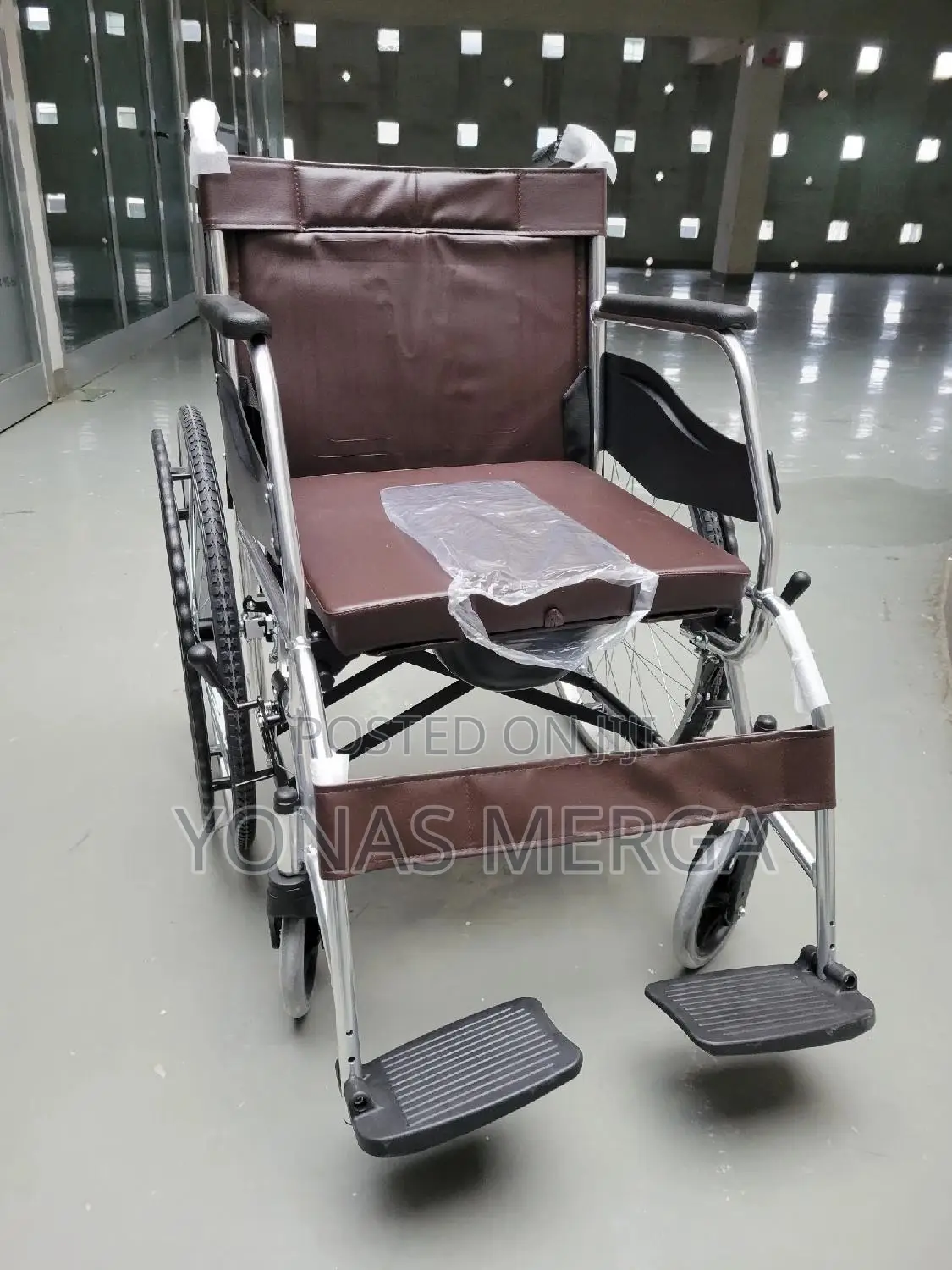 Wheel Chair for Adults - Weight Capacity 150 Kg (Brown)