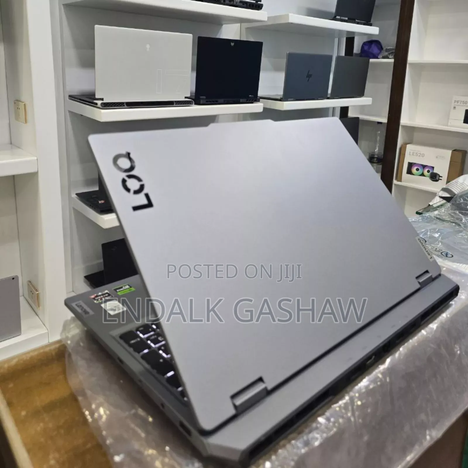 New Laptop Lenovo LOQ 15ARP9 24GB AMD Ryzen 5 SSD 512GB